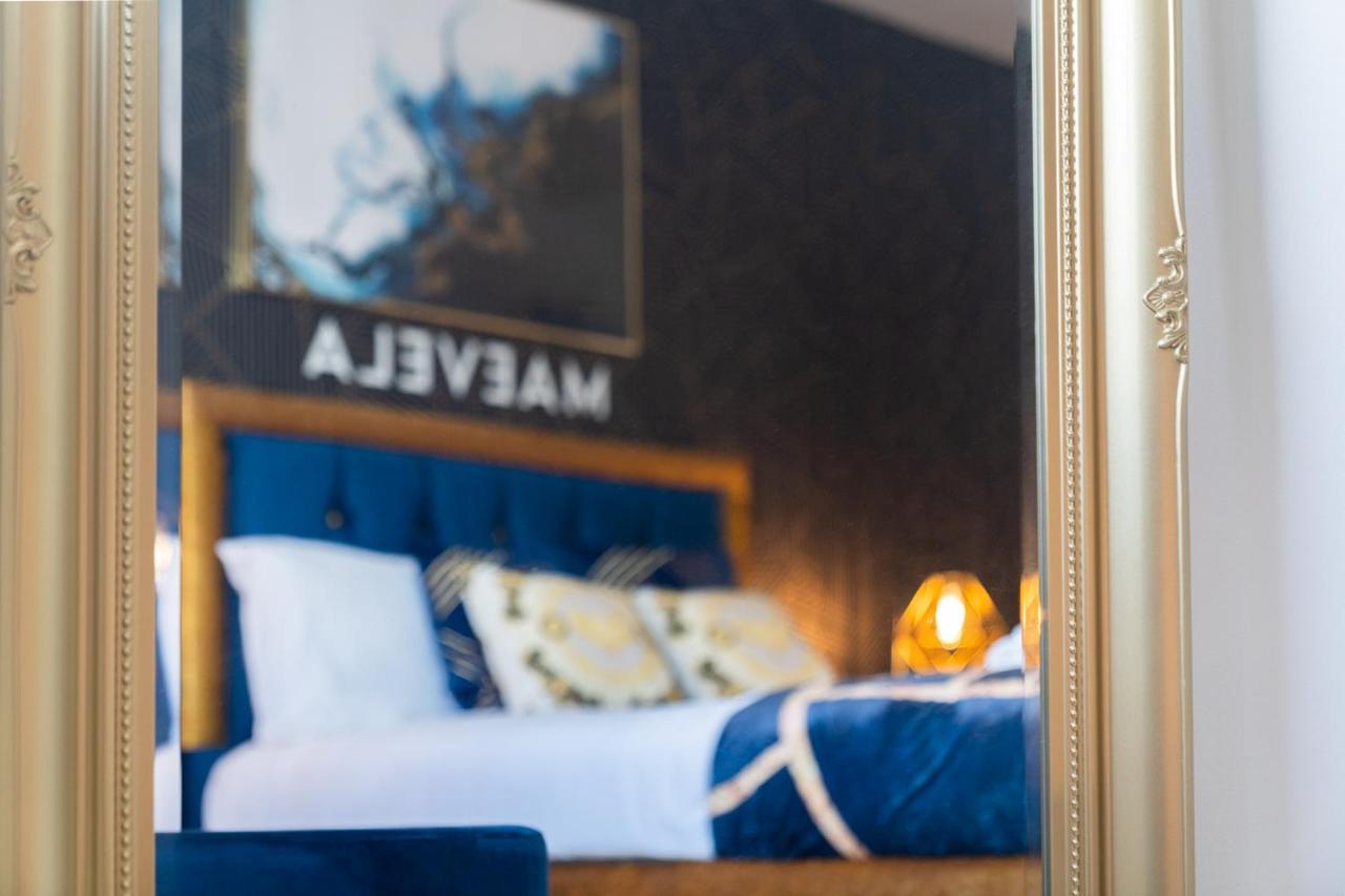 Maevela Apartments - Ultra Lavish Luxury 2 Bed Apartment City Centre - With Balcony - Free Secure Parking - Ps4 & Smart Tv'S Birmingham Exteriör bild