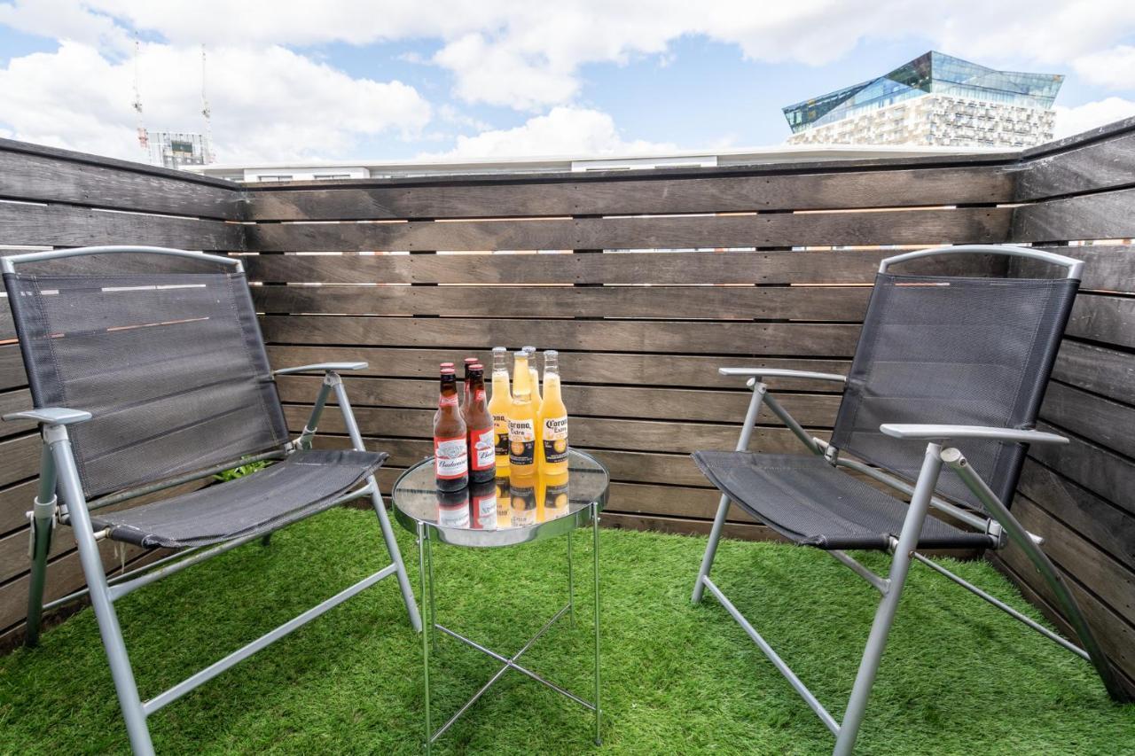 Maevela Apartments - Ultra Lavish Luxury 2 Bed Apartment City Centre - With Balcony - Free Secure Parking - Ps4 & Smart Tv'S Birmingham Exteriör bild