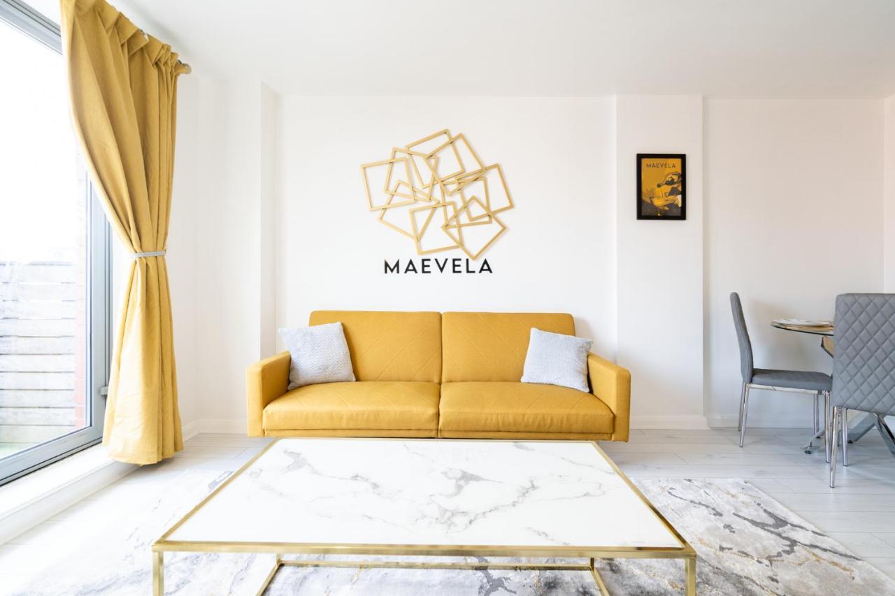 Maevela Apartments - Ultra Lavish Luxury 2 Bed Apartment City Centre - With Balcony - Free Secure Parking - Ps4 & Smart Tv'S Birmingham Exteriör bild