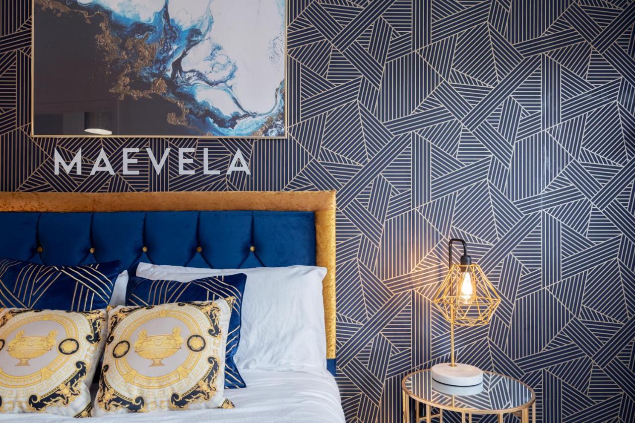 Maevela Apartments - Ultra Lavish Luxury 2 Bed Apartment City Centre - With Balcony - Free Secure Parking - Ps4 & Smart Tv'S Birmingham Exteriör bild